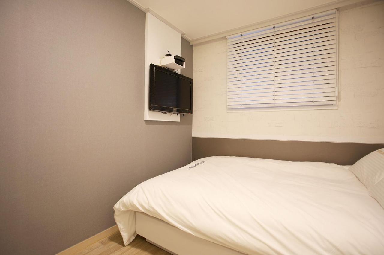 Shine Hotel Seoul Bagian luar foto