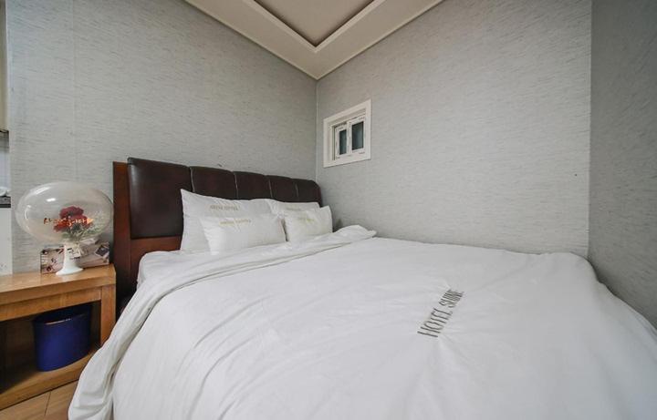 Shine Hotel Seoul Bagian luar foto