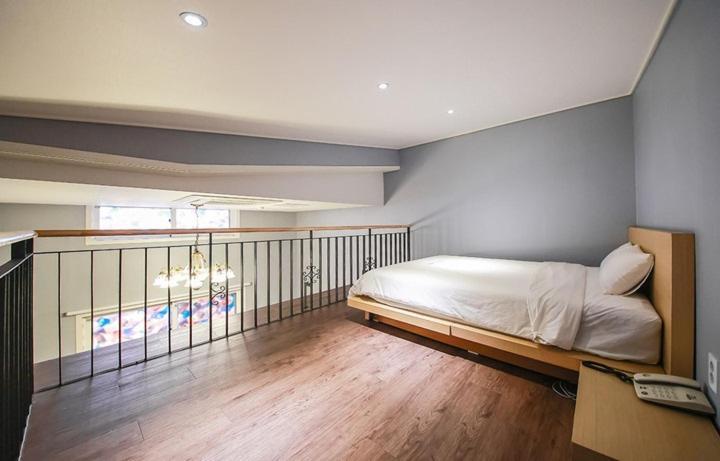 Shine Hotel Seoul Bagian luar foto