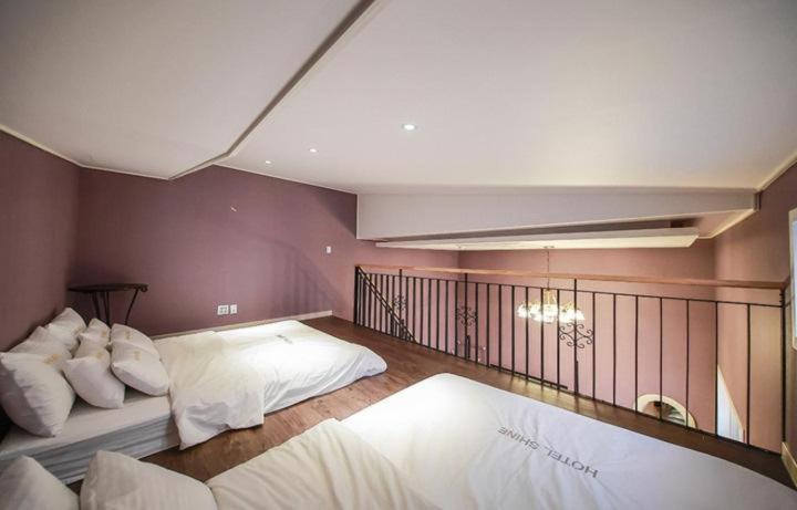 Shine Hotel Seoul Bagian luar foto